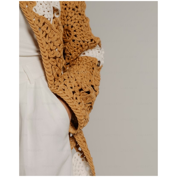 Zara, Tan and Off White Crochet Longline Coat, NWT - Picture 5 of 6